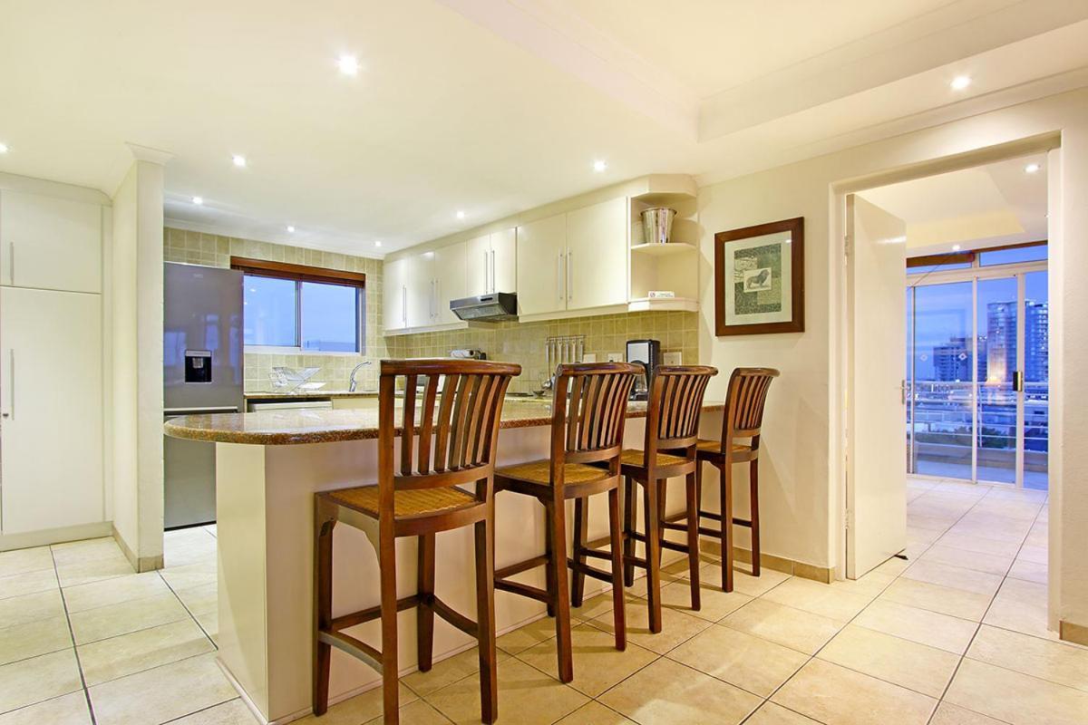 Ocean View C602 By Hostagents Apartment Bloubergstrand Exterior foto