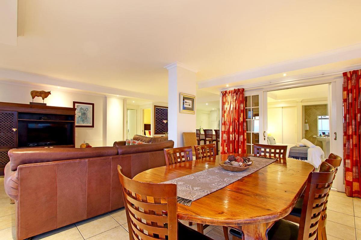 Ocean View C602 By Hostagents Apartment Bloubergstrand Exterior foto